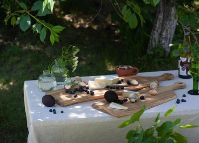 Extra long appetizer tray - Live edge Oak - Emerald Rabbit